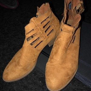 American Eagle Booties
